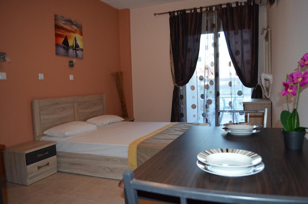 Thassos Grand Villas Apartments & Studios Limenaria  Ruang foto