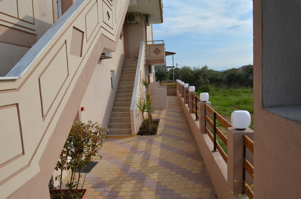 Thassos Grand Villas Apartments & Studios Limenaria  Bagian luar foto
