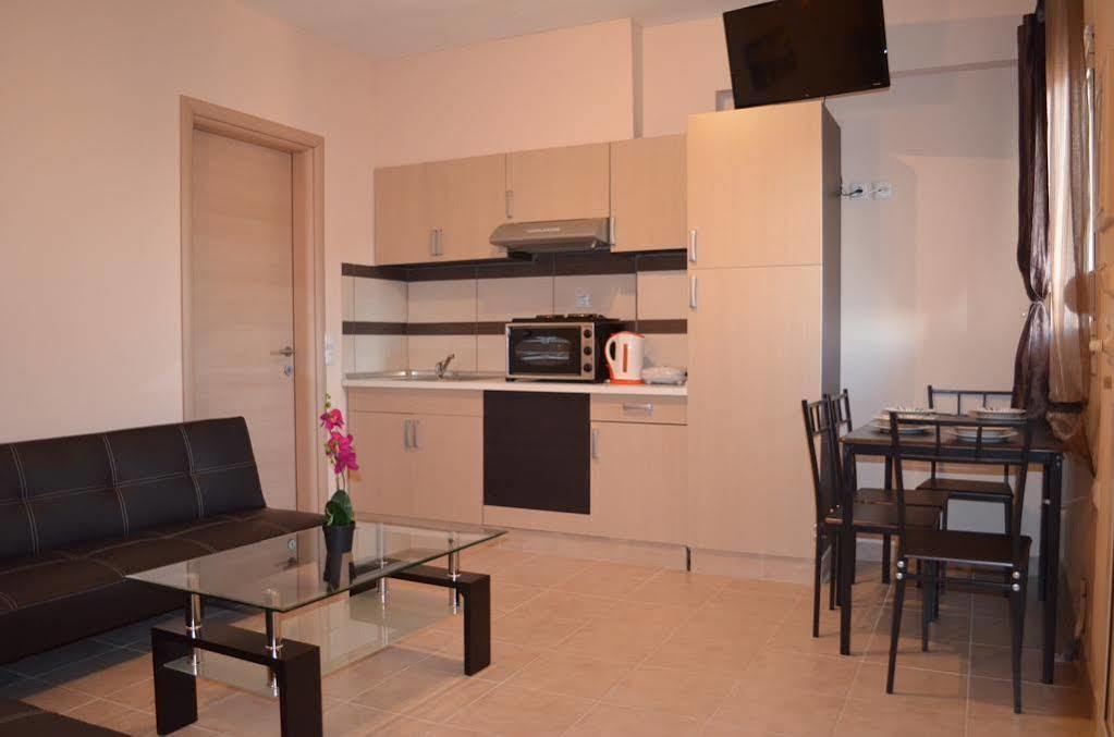 Thassos Grand Villas Apartments & Studios Limenaria  Bagian luar foto